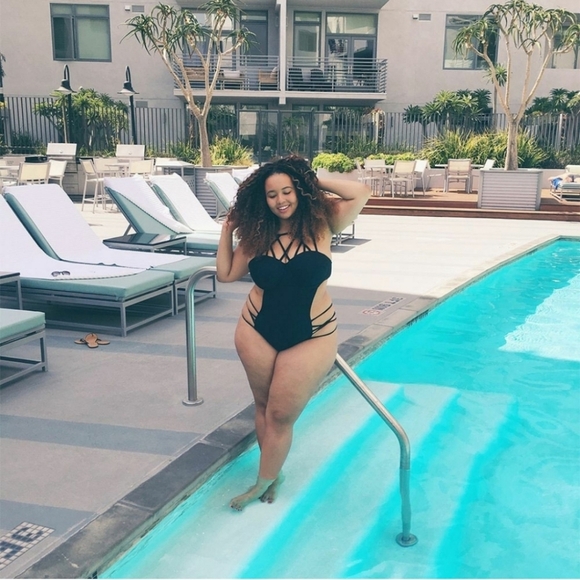 NWTs Ashley Graham x Swimsuits For All Liaison Stringy Swimsuit - Picture 4 of 4